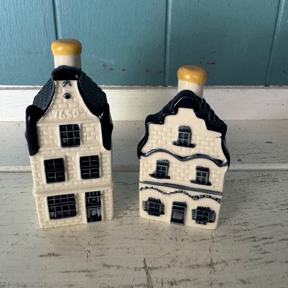 KLM Blue Delft Miniature Houses Bols Distilleries Set of 2 Numbers 1 and 16